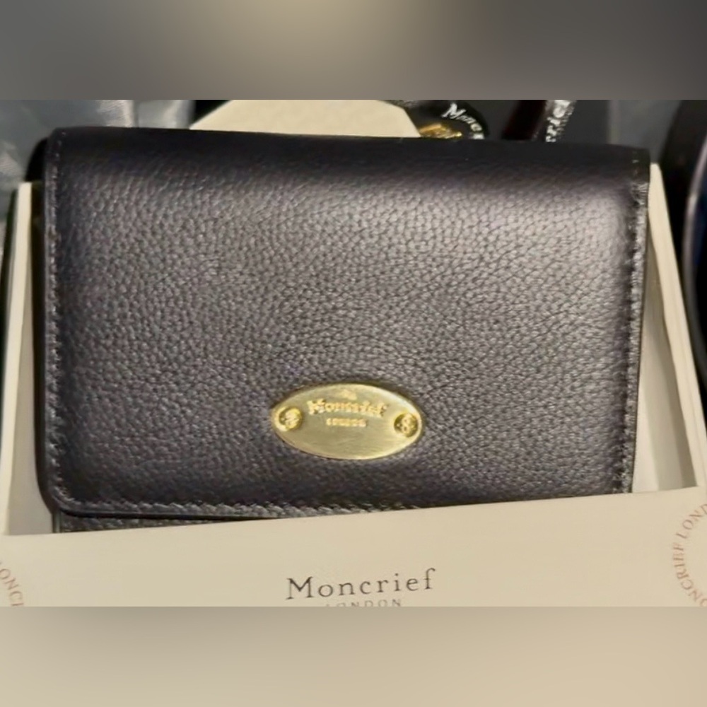 Moncrief Black Leather Compact Wallet with Gold Plaque